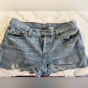Vintage low rise Levi shorts